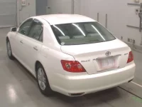 Toyota MARK X лот № 10105 оценка 3  с аукциона в Японии 5