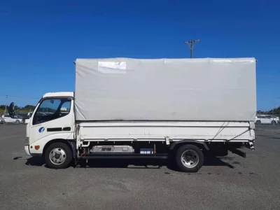 Hino DUTRO  с аукциона в Японии