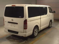 Toyota HIACE VAN лот № 62002 оценка R  с аукциона в Японии 1