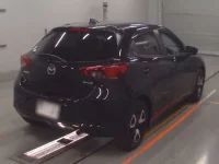Mazda MAZDA2 лот № 36070 оценка 5  с аукциона в Японии 1