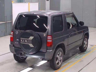 Nissan KIX