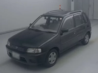 Mazda DEMIO  с аукциона в Японии