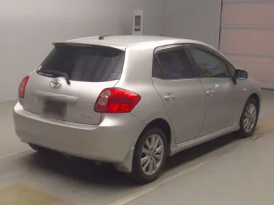 Toyota AURIS  с аукциона в Японии