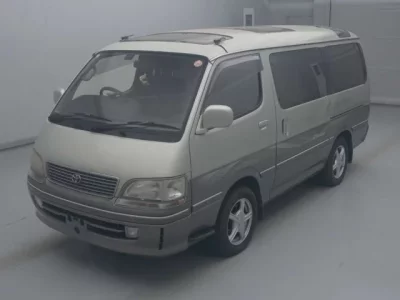 Toyota HIACE  с аукциона в Японии