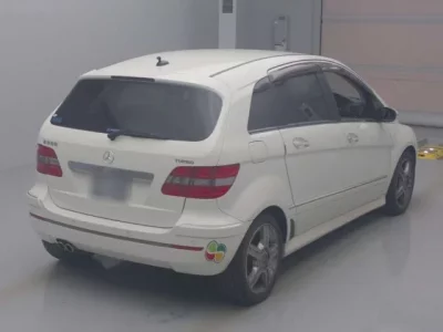 Mercedes-Benz B CLASS  с аукциона в Японии