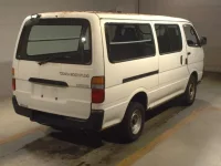 Toyota HIACE VAN лот № 62064 оценка R  с аукциона в Японии 1