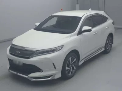 Toyota HARRIER  с аукциона в Японии