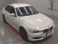 BMW 3-Series лот № 10203 оценка RA  с аукциона в Японии 4