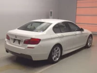 BMW 5-Series лот № 70062 оценка 4  с аукциона в Японии 1