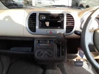 Suzuki MRWAGON лот № 75106 оценка 4  с аукциона в Японии 8