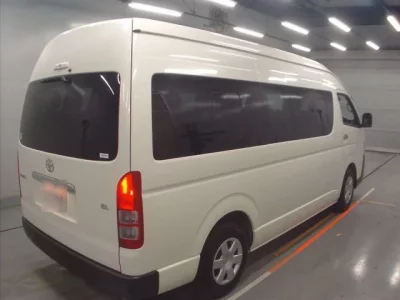 Toyota HIACE  с аукциона в Японии
