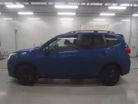 Subaru FORESTER лот № 36118 оценка 6  с аукциона в Японии 3