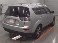 Mitsubishi OUTLANDER лот № 10221 оценка 3.5  с аукциона в Японии 1