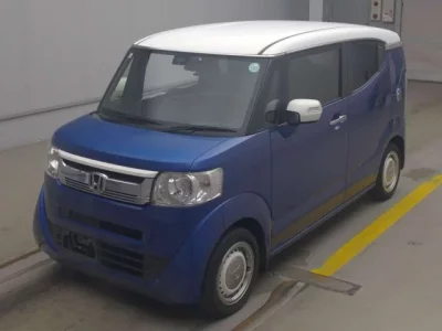 Honda N BOX SLASH