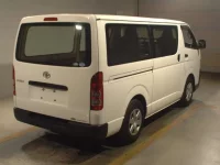 Toyota HIACE VAN лот № 62086 оценка R  с аукциона в Японии 1