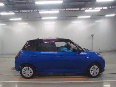 Suzuki SWIFT  с аукциона в Японии