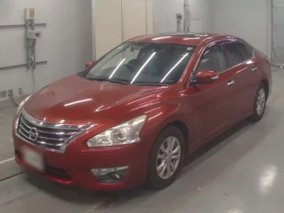 Nissan TEANA  с аукциона в Японии