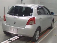 Toyota VITZ лот № 10247 оценка 3  с аукциона в Японии 1