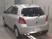 Toyota VITZ лот № 10247 оценка 3  с аукциона в Японии 5