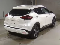 Nissan KIX лот № 190 оценка 4.5  с аукциона в Японии 1