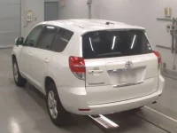 Toyota VANGUARD лот № 30005 оценка 4  с аукциона в Японии 5