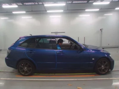 Toyota ALTEZZA WAGON