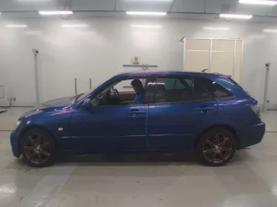 Toyota ALTEZZA WAGON