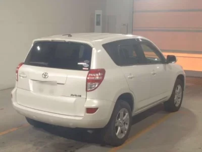 Toyota RAV4  с аукциона в Японии