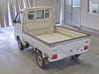 Daihatsu HIJET TRUCK лот № 1104 оценка R  с аукциона в Японии 1
