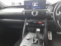 Lexus IS лот № 30020 оценка RA  с аукциона в Японии 8