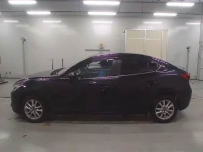 Mazda AXELA  с аукциона в Японии