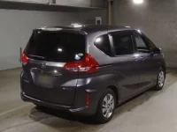 Honda FREED лот № 213 оценка R  с аукциона в Японии 1