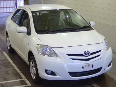 Toyota BELTA  с аукциона в Японии