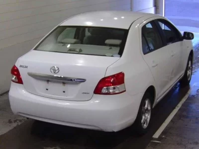 Toyota BELTA  с аукциона в Японии