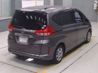 Honda FREED лот № 30011 оценка 3  с аукциона в Японии 1