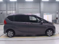 Honda FREED лот № 30011 оценка 3  с аукциона в Японии 2