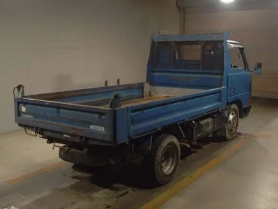 Mazda TITAN  с аукциона в Японии