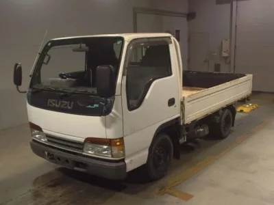Isuzu ELF  с аукциона в Японии