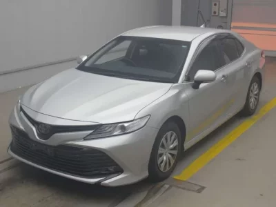 Toyota CAMRY  с аукциона в Японии