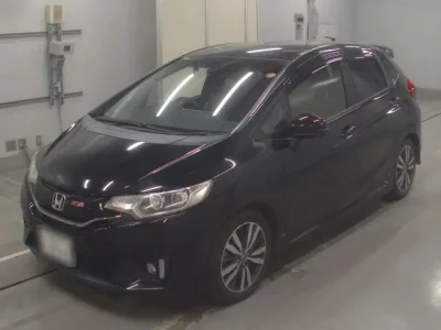 Honda FIT  с аукциона в Японии