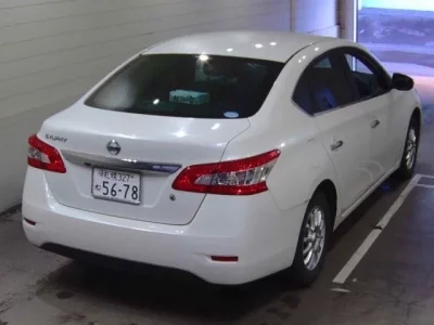 Nissan SYLPHY  с аукциона в Японии
