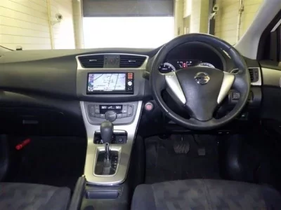 Nissan SYLPHY  с аукциона в Японии