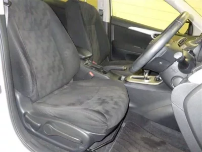 Nissan SYLPHY  с аукциона в Японии