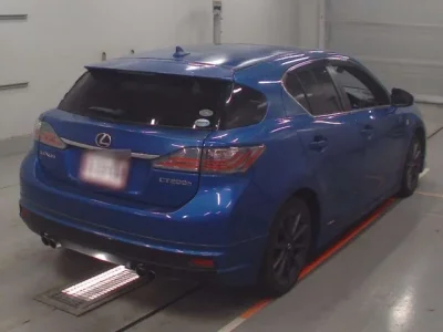 Lexus CT  с аукциона в Японии