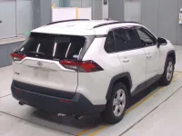 Toyota RAV4 лот № 30023 оценка 3.5  с аукциона в Японии 1