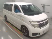 Nissan ELGRAND лот № 10311 оценка 3.5  с аукциона в Японии 4