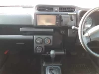 Toyota PROBOX лот № 30025 оценка 4  с аукциона в Японии 8