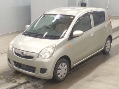 Daihatsu MIRA  с аукциона в Японии