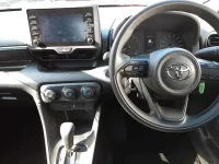 Toyota YARIS лот № 30030 оценка 4.5  с аукциона в Японии 8
