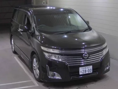 Nissan ELGRAND  с аукциона в Японии